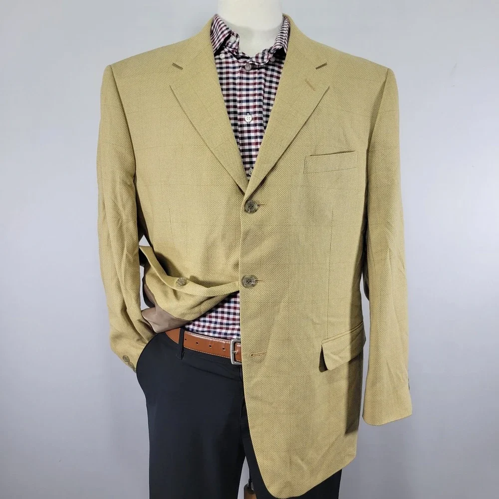 Jones New‎ York Men's Sport Coat Blazer Three Button Beige Plaid Silk Wool 44R